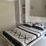 Agréable Studio Lumineux
